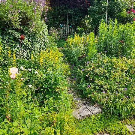 Im Naturgarten 타이젠도르프